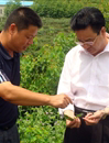 让科普列车汽笛常鸣——记全国科协先进工作者施志坚