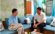 郑庆顺书记慰问刘人怀院士