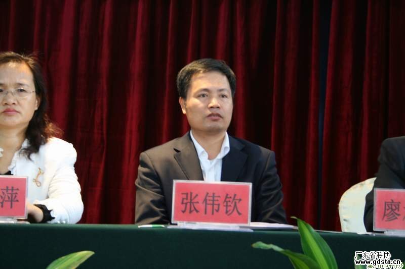 ctrl+鼠标滚轮缩放