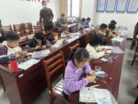河源市东源县科技馆开展“玩转科学乐共筑科学梦”科技小制作活动